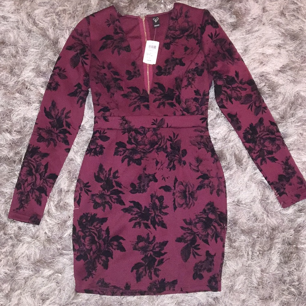 Burgundy Windsor Dress, Brand new!